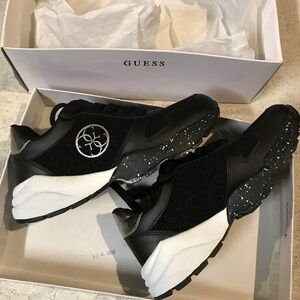 New GUESS Sparkly Outsole Running Shoes Sneakers Women's Size 7.5 Black White
